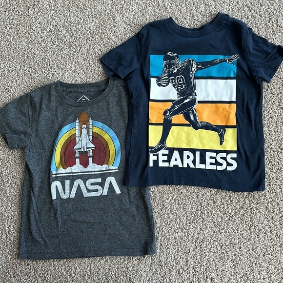 Bundle of 9 Boys Short Sleeve Shirts, Various Brands, size 5 - Picture 3 of 9